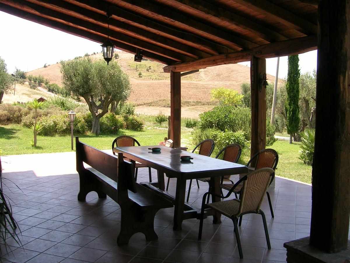 Casale Farnesiana B&B Tarquinia Eksteriør bilde